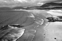 Harris. Luskentyre beach. Seascape. Black and white
